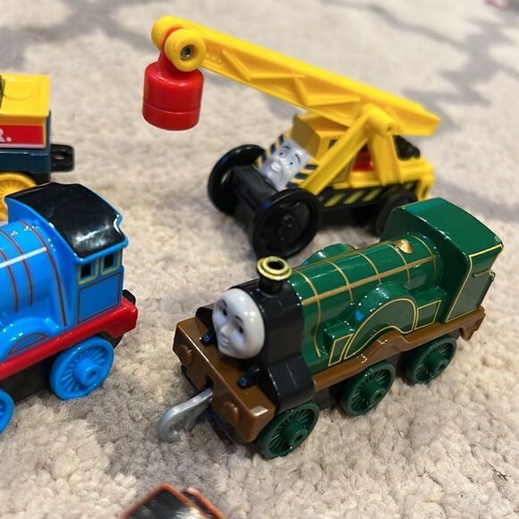 2018 Trackmaster Thomas Train Push Along Diecast LOT of 8 one mini one magnetic - Picture 4 of 6
